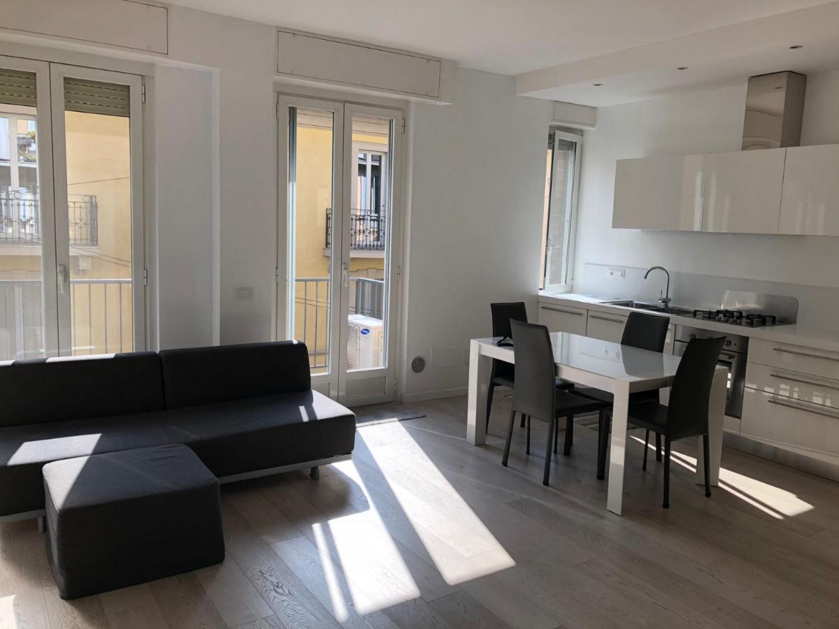 Bright & Spacious Apartment Near Navigli - Ponti Milán Exterior foto